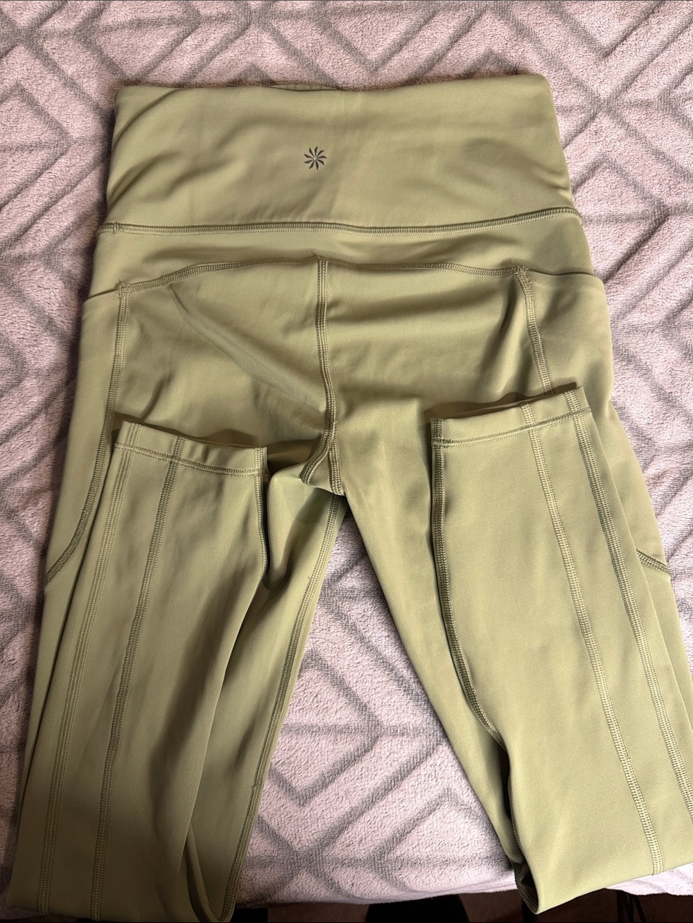Athleta Olive Green High-Rise Active Leggings with Dual Side Pockets